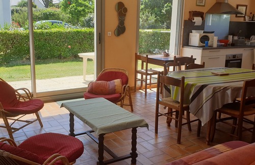 Tregunc House | Twin detached villas 100m from the beach