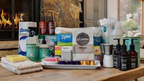 Dunkin Hill House | Twin Eagles Lodge