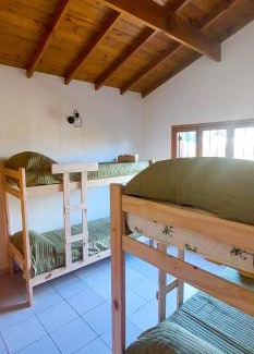 Las Colinas de Peralta Ramos House | Twin fin surf houses Thames a 4 cuadras de las playas del sur