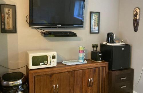 Falmouth Apartment | Twin Gates Annexe