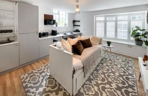 Kenley House | Twin Pines