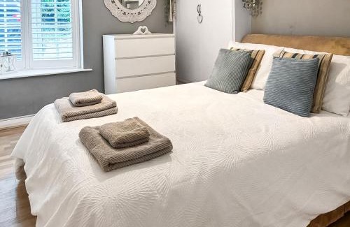 Kenley House | Twin Pines