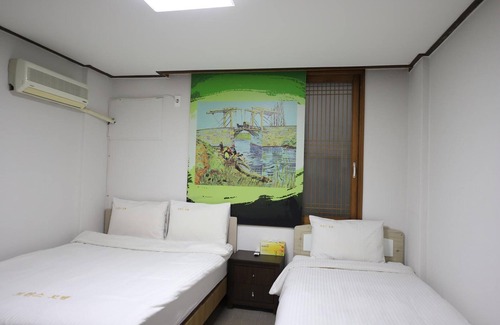 Downtown Hotel | Twins Hotel