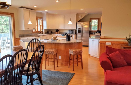Southern Shores House | Twins Inn - Nantucket Beauty Oceanside on the OBX Southern Shores