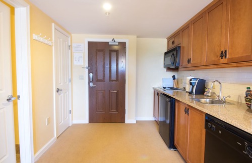 Vernon Condo | Two -1 bedrm lock-off units @Mountain Creek Resort