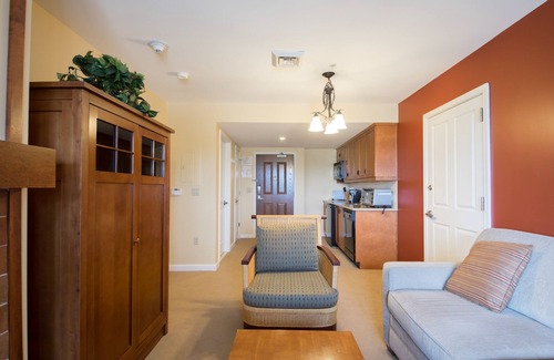 Vernon Condo | Two -1 bedrm lock-off units @Mountain Creek Resort