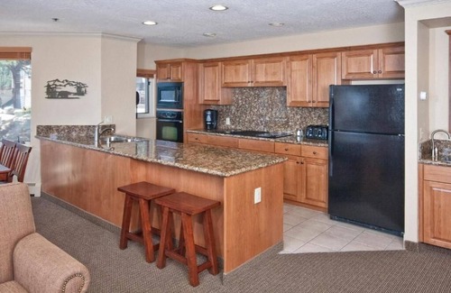 Tahoe Village Apartment | Two–2BR Villa with Full Kitchen, Fireplace + Pool, Hot Tubs & Games
