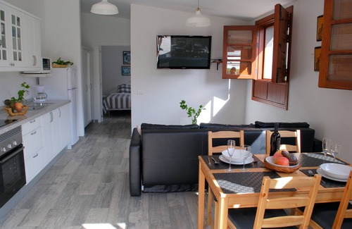 Santa Cruz de Tenerife Cottage | TWO BARRANCOS (3). - 1 double bedroom, living room-kitchen, sofa-bed, bathroom. Swimming pool