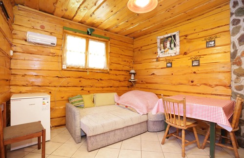 Perusic Apartment | Two bedroom apartment (pet friendly) Perušić, Velebit (A-17540-b)