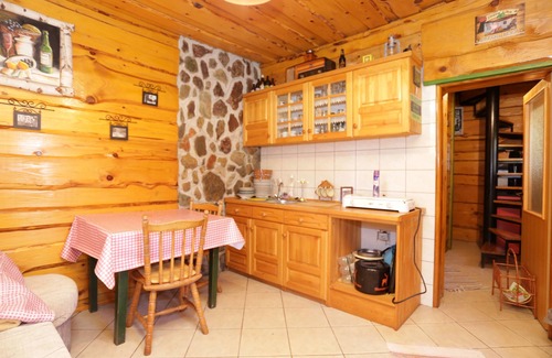 Perusic Apartment | Two bedroom apartment (pet friendly) Perušić, Velebit (A-17540-b)
