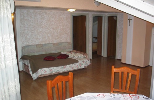 Privlaka Apartment | Two bedroom apartment with terrace and sea view Privlaka, Zadar (A-12989-b)