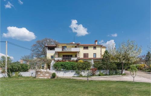 Jezenj Apartment | Two-Bedroom Apartment In Veli Jezenj