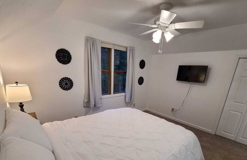 Murphy Condo | Two Bedroom Apartment in the Mountains