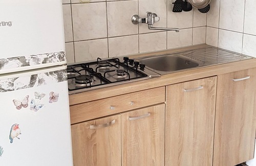 Gdinj Apartment | Two bedroom apartment near beach Cove Jedra, Hvar (A-2583-d)