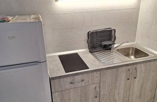 Rukavac Apartment | Two bedroom apartment near beach Rukavac, Vis (A-1154-d)