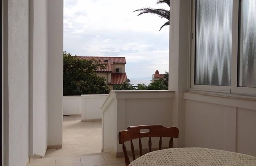 Banjol Apartment | Two bedroom apartment with terrace and sea view Rab (A-16359-a)