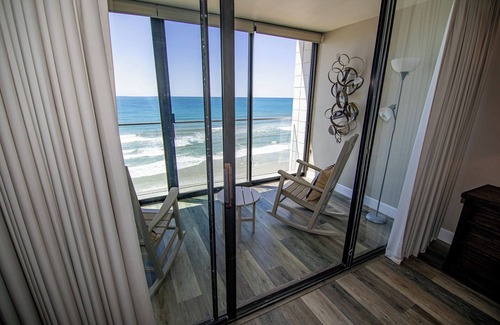 North Pacific Beach Condo | TWO BEDROOM CONDO #1003 FULL BEACH AND OCEAN VIEW