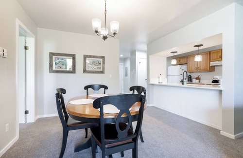 Dillon Condo | Two Bedroom Condo Located on Lake Dillon