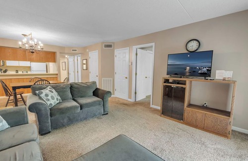 Gatlinburg Condo | two bedroom condo sleeps 6 persons