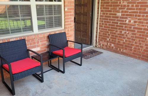 Central Oklahoma City Condo | Two Bedroom Condo - Near Integris Hospital - Queen Bed & King Bednn