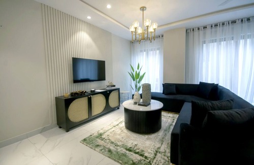 Lahore Apartment | Two Bedroom Luxury Apartment -tCityscape Comfort Retreat