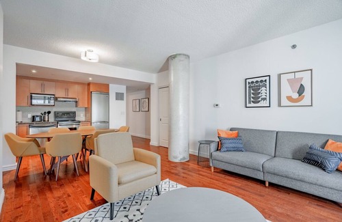 Ville-Marie Apartment | Two bedroom -Modern Furnished Apartment - Financial District & Old Port Montreal