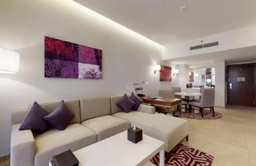 Barsha Heights Hotel | Two Bedroom Suite Near Dic Metro
