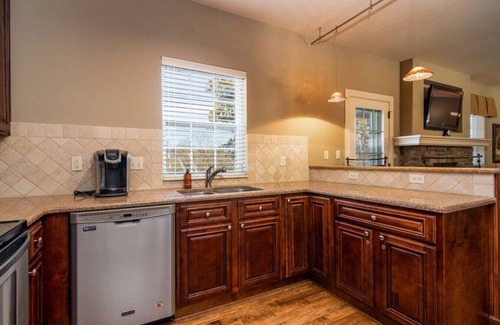 Branson Villa | Two Bedroom Villa in the Heart of Branson!