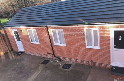 Nottingham Apartment | Two bedrooms self-contained flat with Free Parking - Flat 2