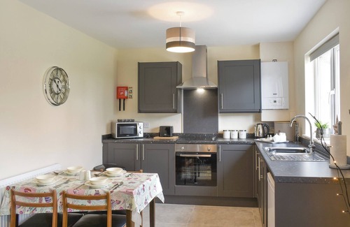 Preston Cottage | Two Dorchester Drive - UK32036