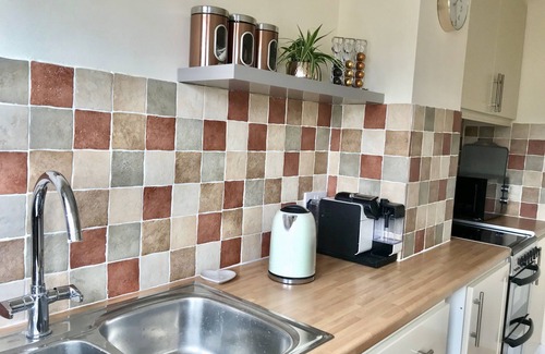 Westcliff-on-Sea Apartment | Two double bedrooms, smart tv's, sky tv free, high speed wifi