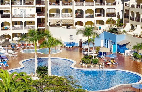 Los Cristianos Apartment | Two-floor Penthouse w Complex Pool Outdoor Terrace