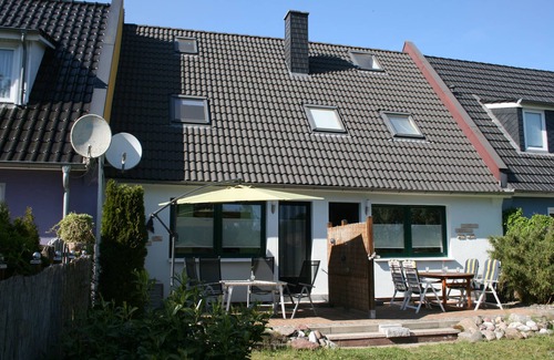Pruchten House | Two fully furnished holiday homes, each with approx. 70 m² living space.