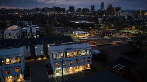 Edgehill House | Two Lavish Gulch Homes - Mins to Broadway