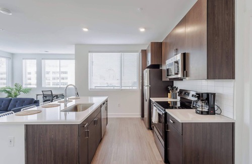 Central Business District Apartment | TWO Luxe CozySuites in Downtown Cincy