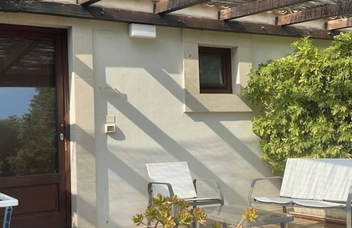 Modica Apartment | two-room apartment with garden veranda (mq48)