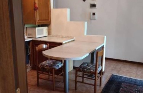 Padova Apartment | Two-room apartment Padua strategic area bookable minimum 7 nights max 20 nights.