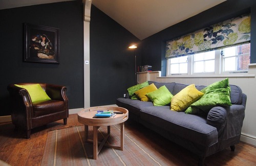 New Forest District Cottage | Two storey cottage in the heart of Lymington.