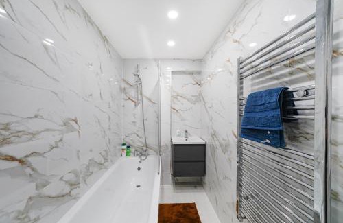 Chiswick Apartment | Two & Three Bedroom Apartments in Chiswick