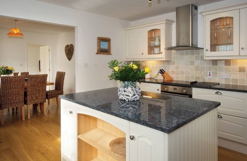 Abersoch Cottage | TY COED, pet friendly, country holiday cottage in Abersoch