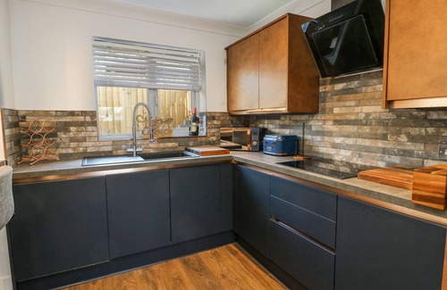 Amlwch Cottage | TY COPR, family friendly, character holiday cottage in Amlwch
