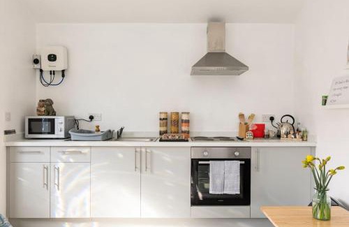 Porthcawl House | Ty Cwtch