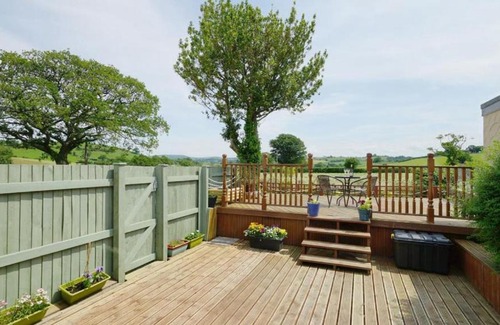 Henryd House | Ty Doli Cottage, rural location just outside Conwy town