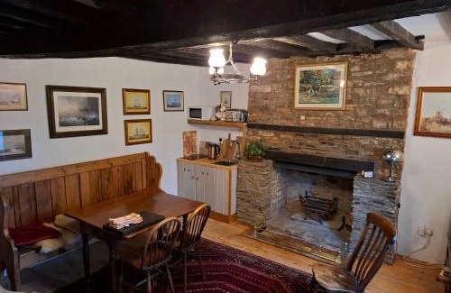 Brecon House | Ty Gwyn Farmhouse