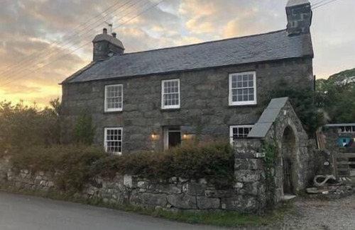 Llanfair House | Ty Mawr