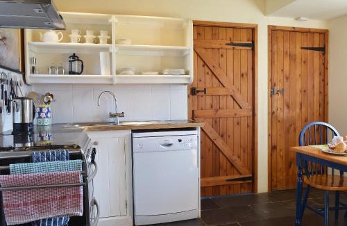 Llangadog House | Ty Nant-Oxl