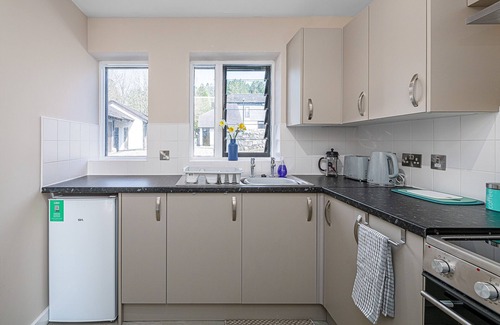 Bont Newydd Apartment | Ty Seiont - a house that sleeps 6 guests in 3 bedrooms