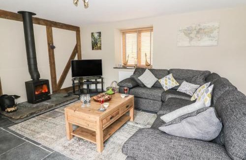 Llanbadarn Fynydd House | Tynddol Barn