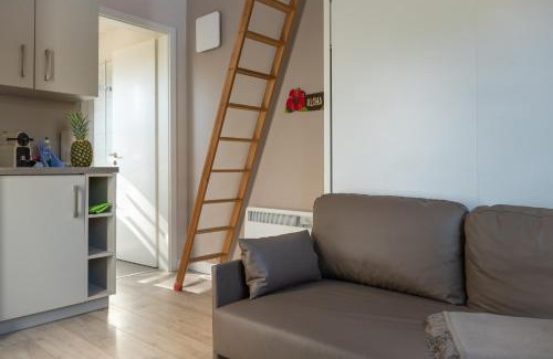 Pelzerhaken Hotel | Typ C2 Mini Lodge - Kalama Beach Park 1