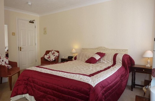 New Forest District Hotel | Tyrrells Ford Hotel